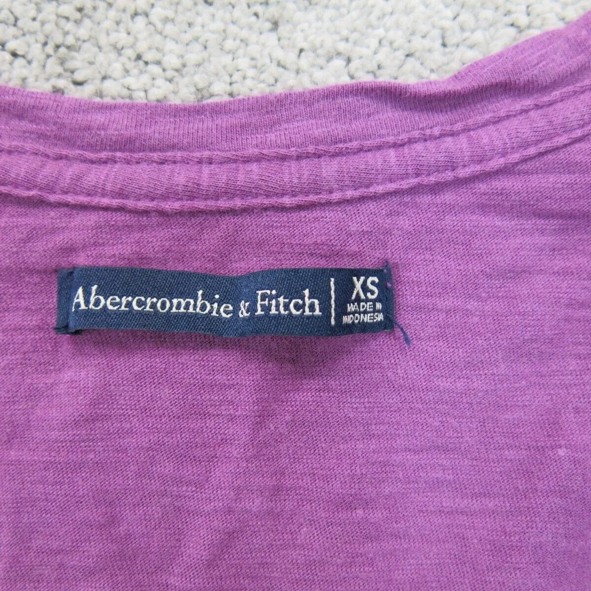 Abercrombie & Fitch Women T Shirt Scoop Neck Short Sleeve Chest Pocket Pink XS