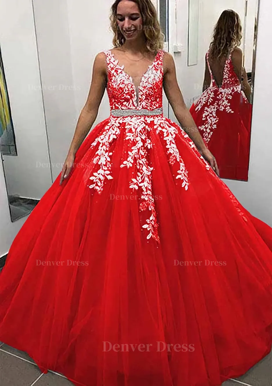 Ball Gown Sleeveless Long/Floor-Length Tulle Prom Dress With Lace Appliqued Beading