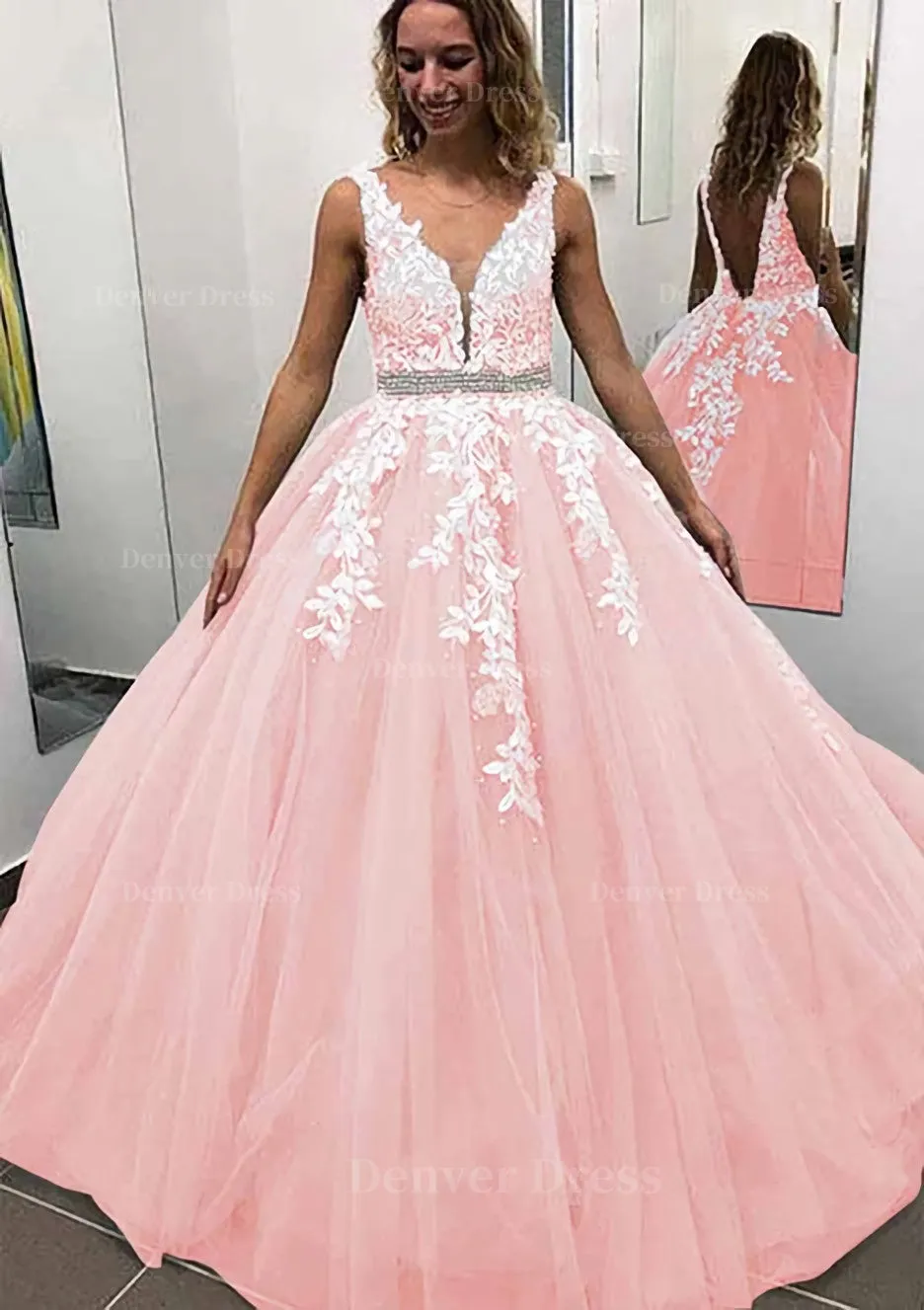 Ball Gown Sleeveless Long/Floor-Length Tulle Prom Dress With Lace Appliqued Beading