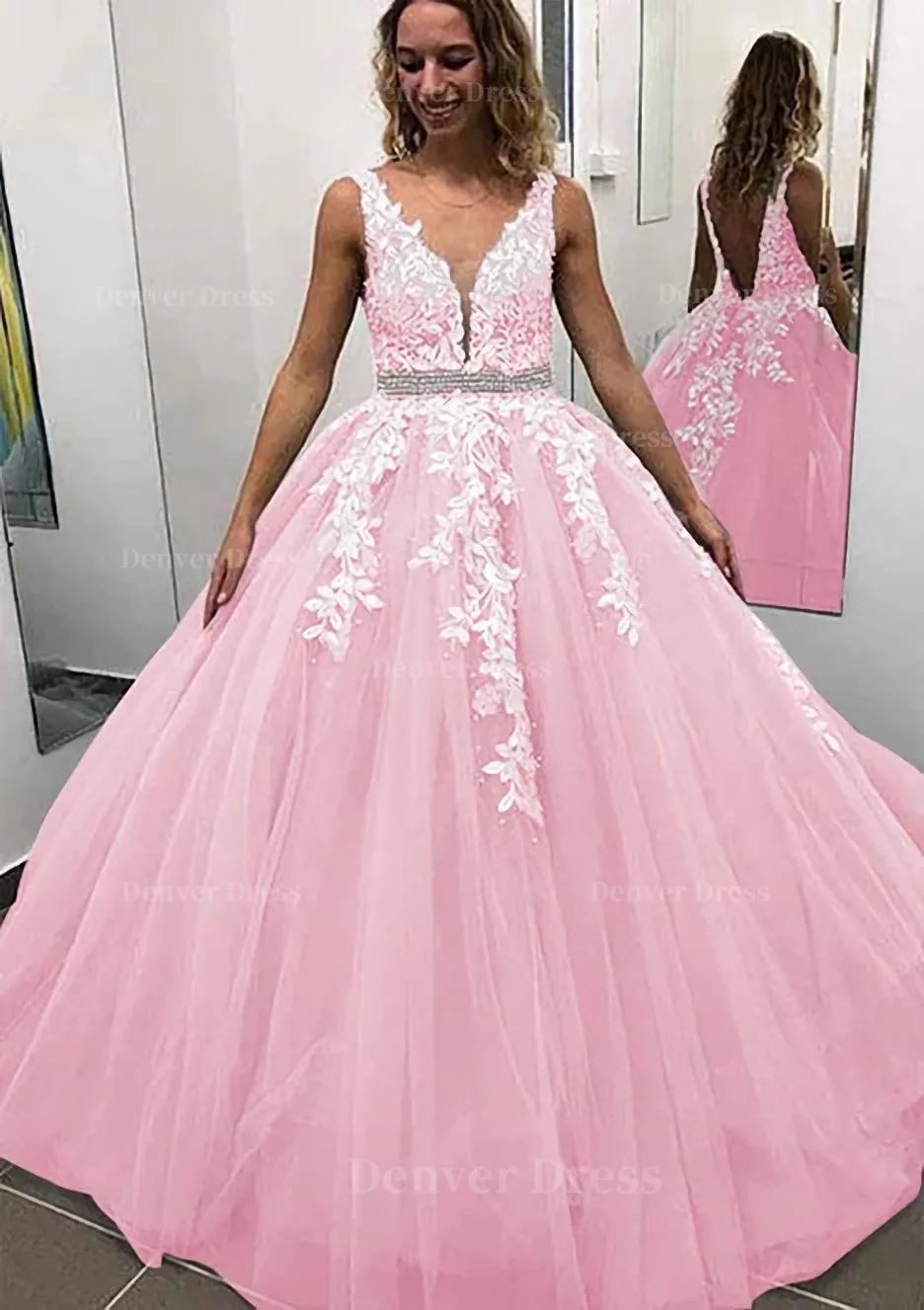 Ball Gown Sleeveless Long/Floor-Length Tulle Prom Dress With Lace Appliqued Beading