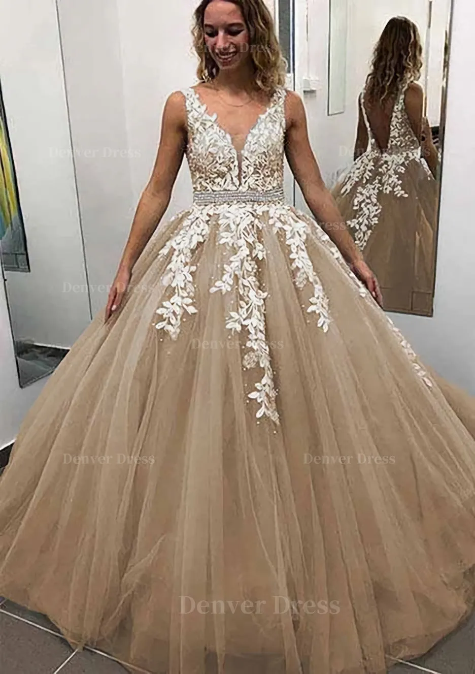 Ball Gown Sleeveless Long/Floor-Length Tulle Prom Dress With Lace Appliqued Beading