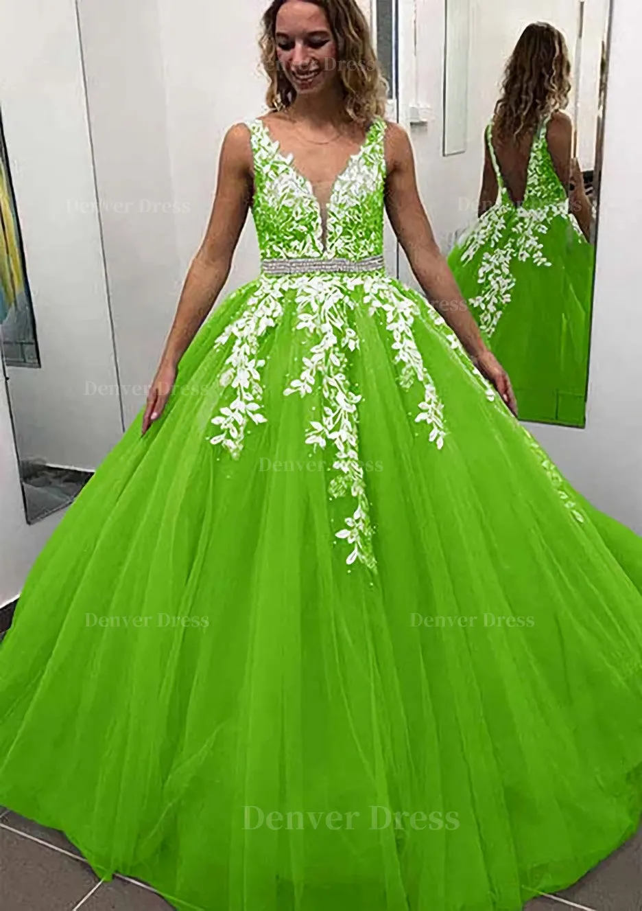 Ball Gown Sleeveless Long/Floor-Length Tulle Prom Dress With Lace Appliqued Beading