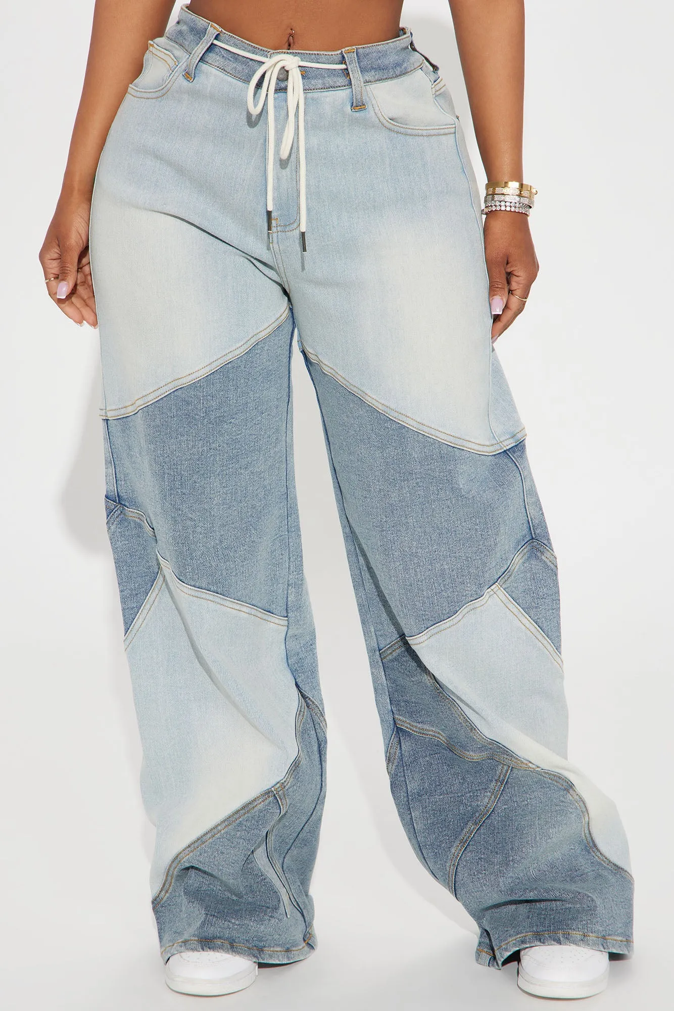 Better Shape Up Stretch Baggy Jeans - Light Wash