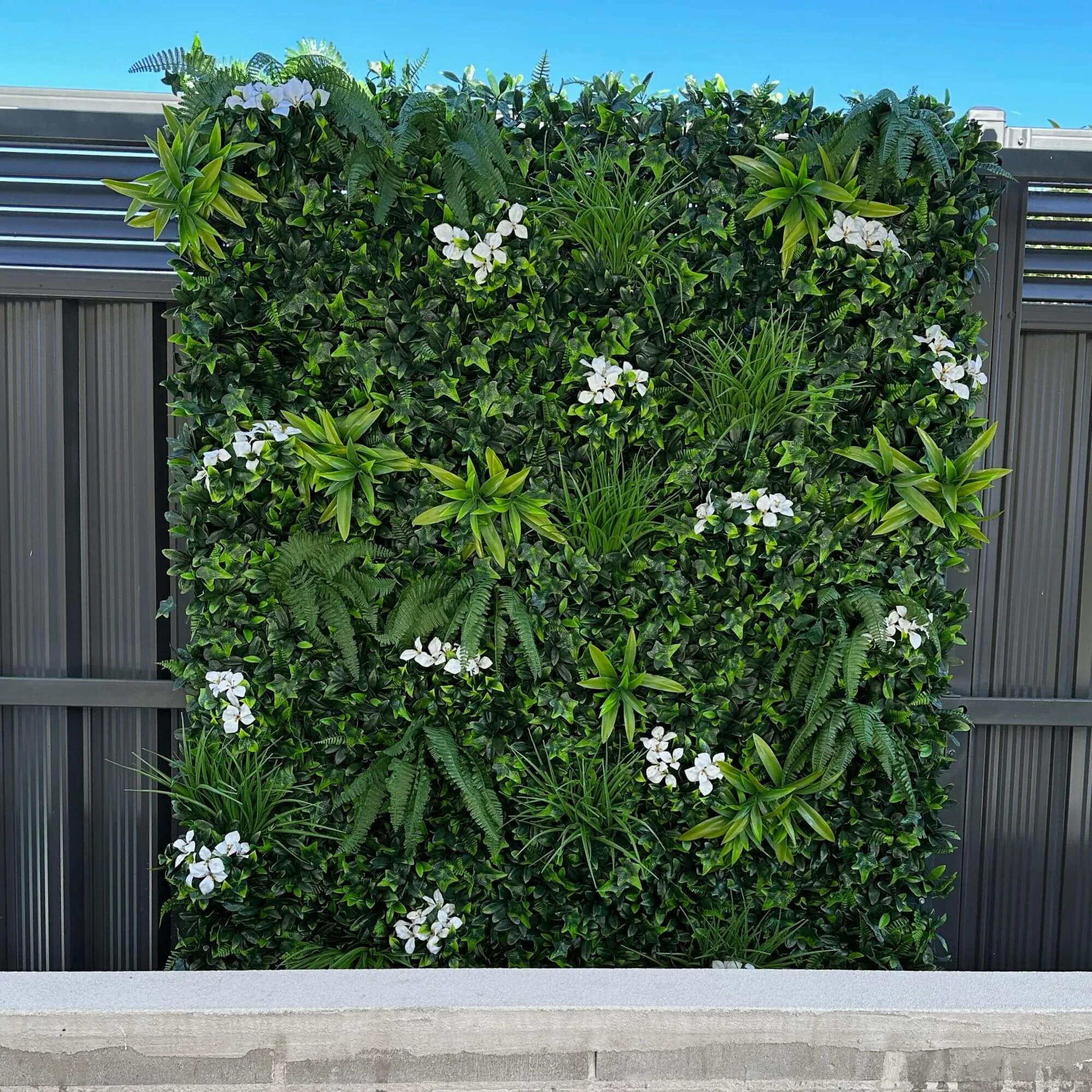 Flowering White Jasmine Fake Green Wall / Artificial Vertical Garden 1m x 1m UV Resistant