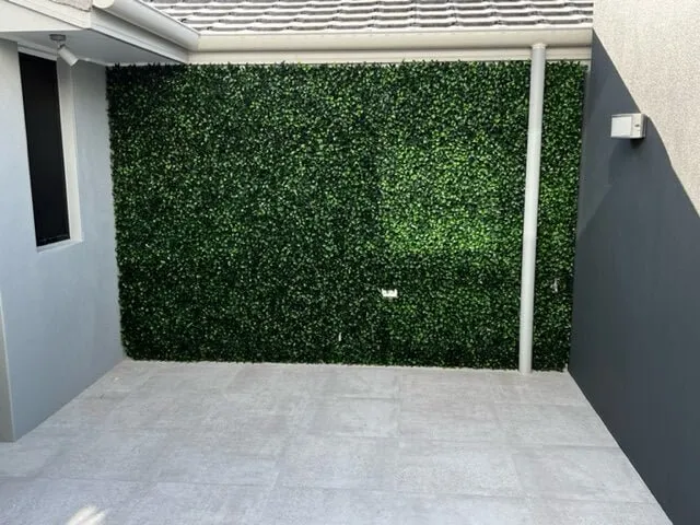 Jasmine Artificial Hedge Screen / Green Wall Panel 100cm x 100cm UV Resistant