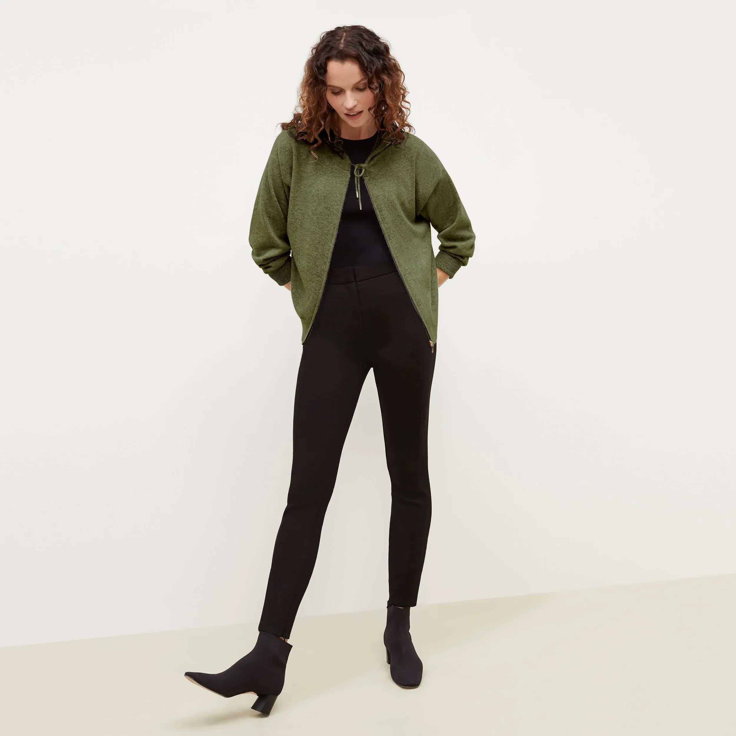 Judith Hoodie - Cashmere :: Olive