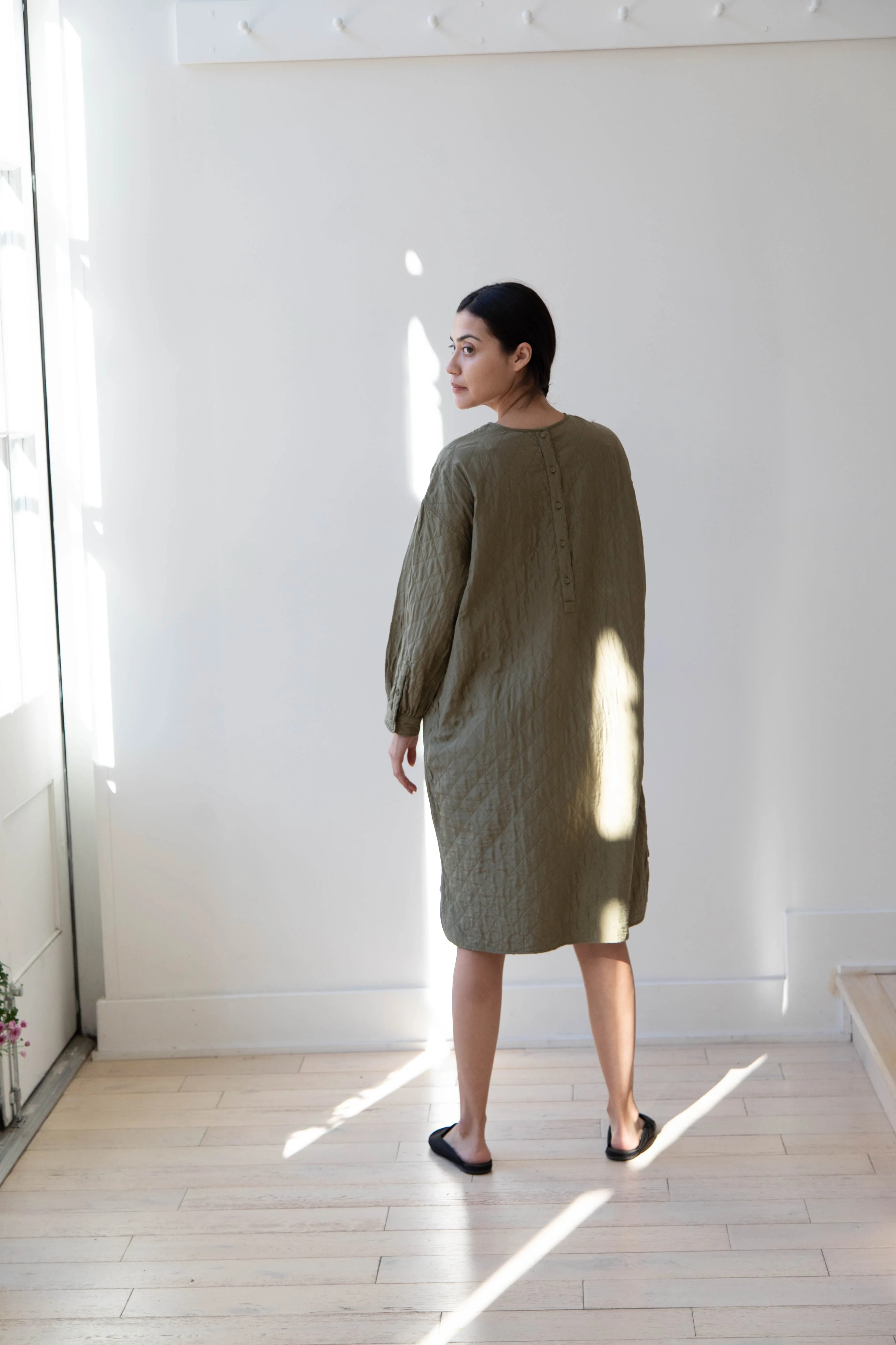 Maison de Soil Silk Crewneck Tunic Dress in Olive