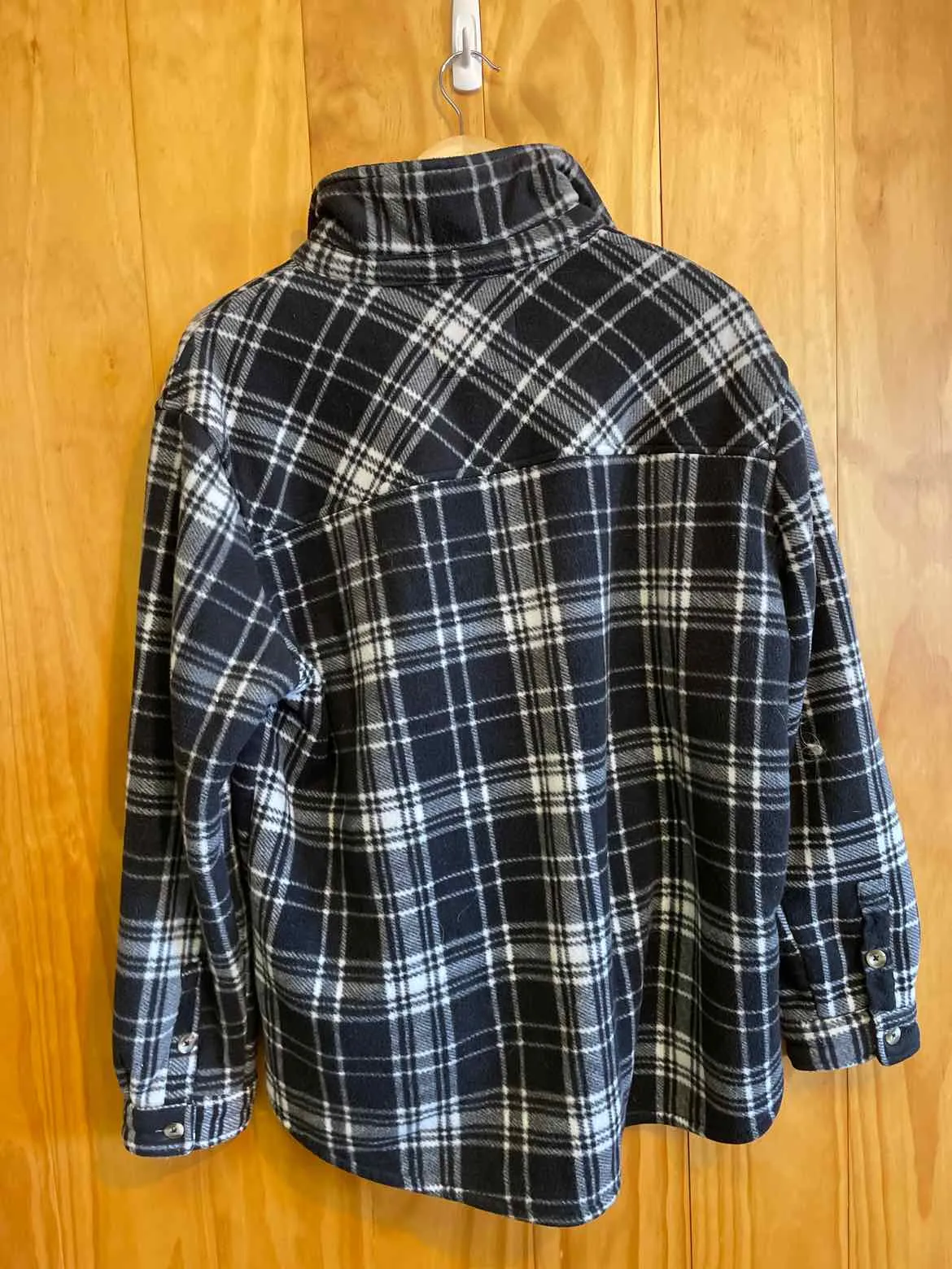 Size XL Sage Black Women's Long Sleeve Shirt