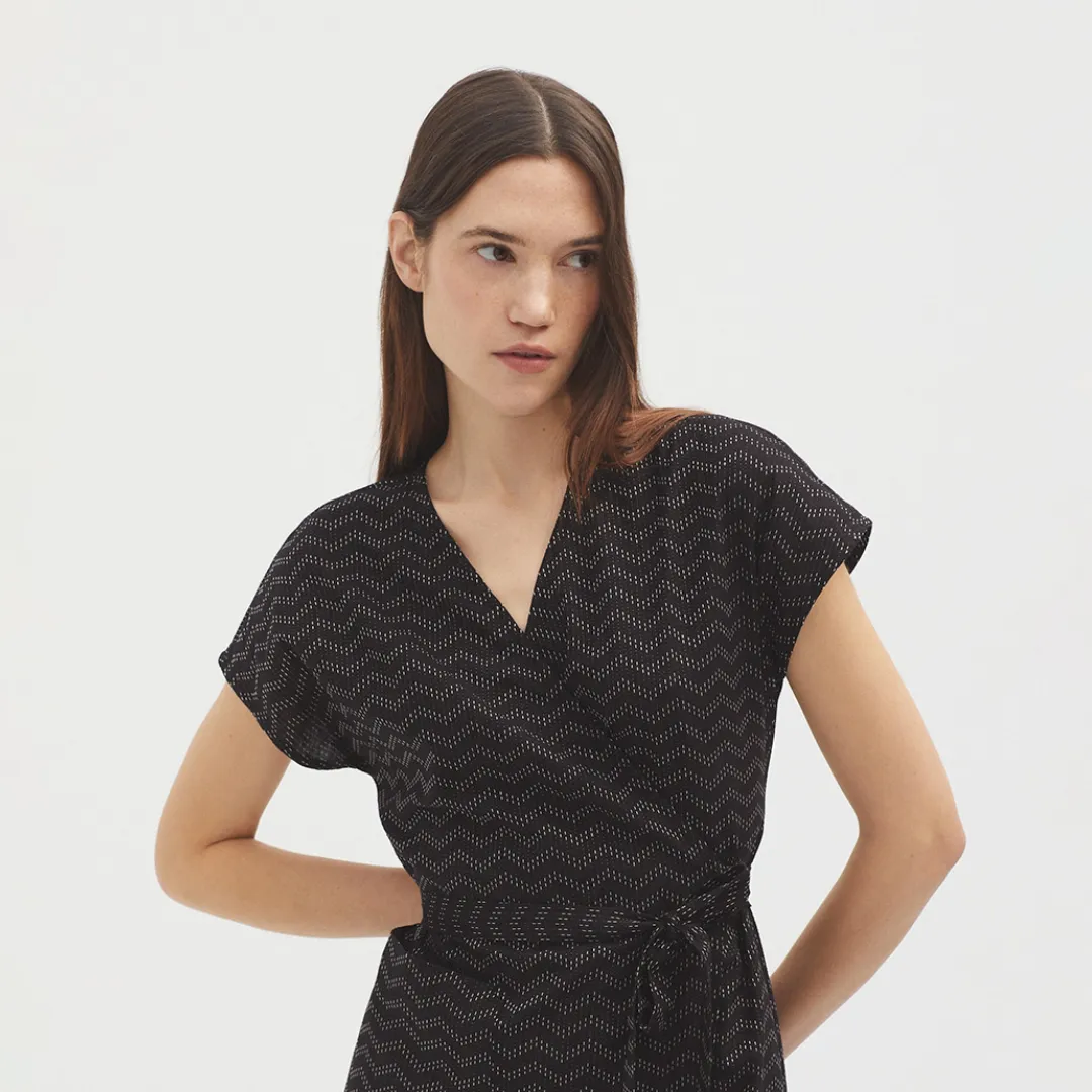 Stitch Fabric Wrap Dress - Black