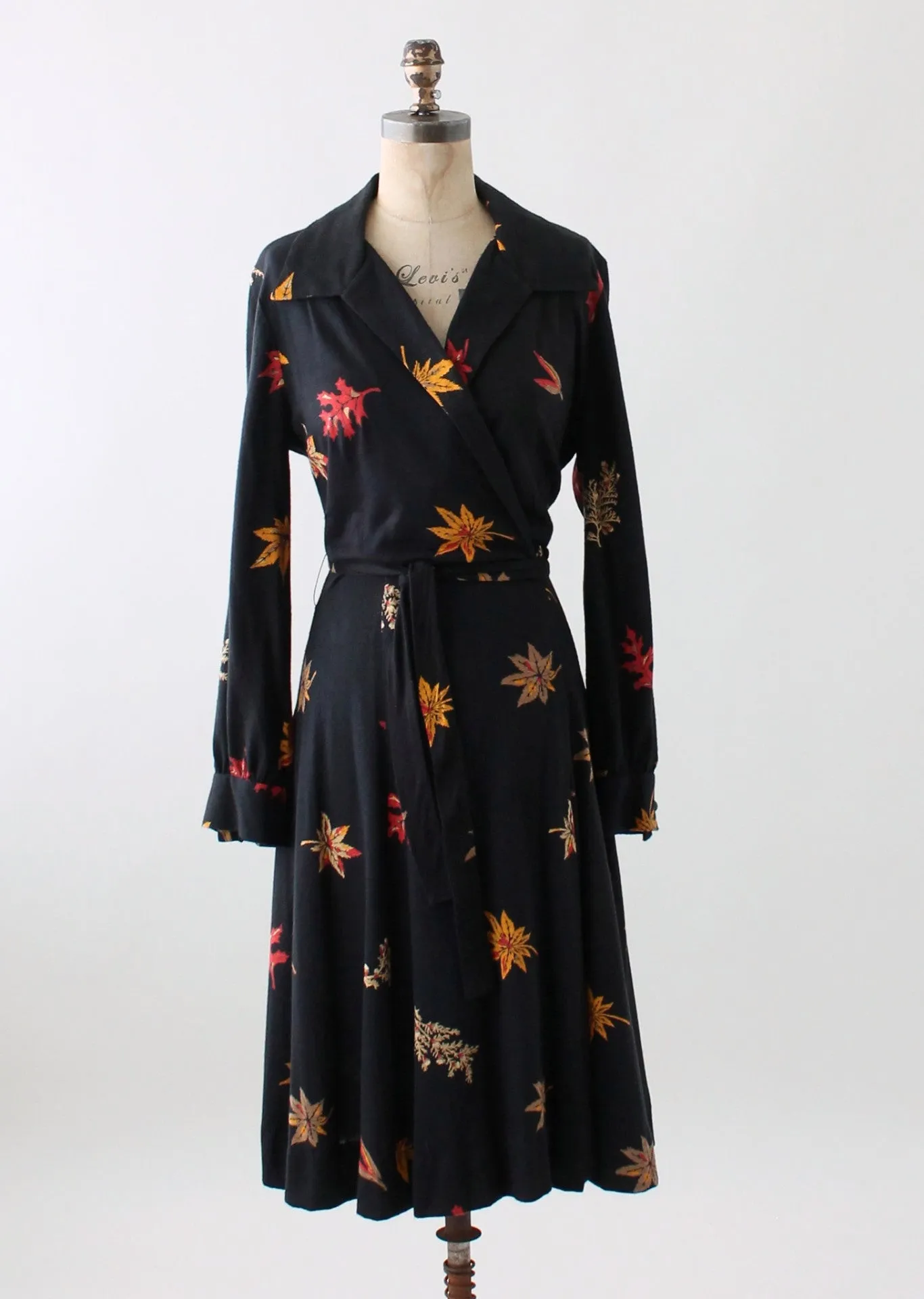 Vintage 1970s Leaf Print Cotton Jersey Wrap Dress