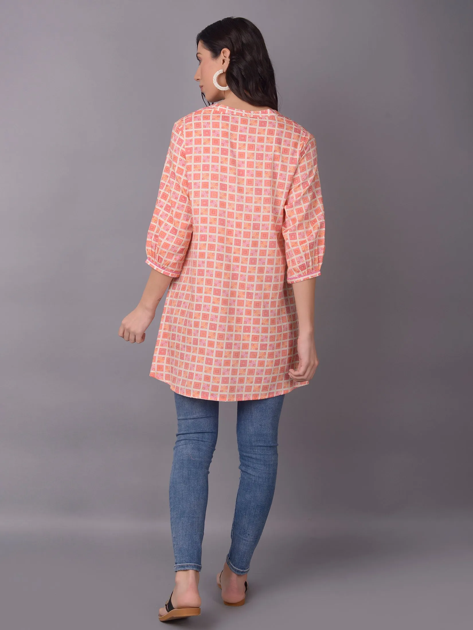 Winter Wear - Women Peach Geometric Printed Tunic