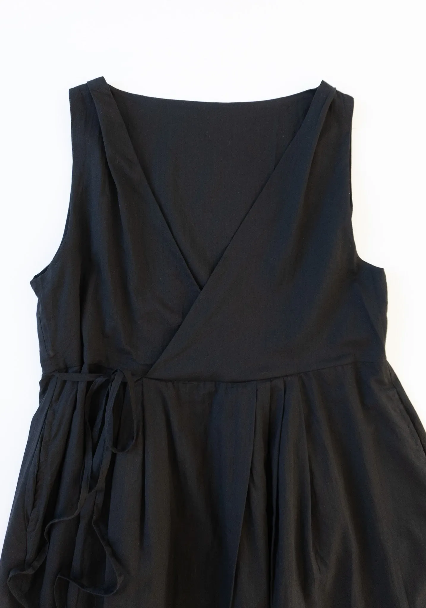 Wrap Tie Dress in Black